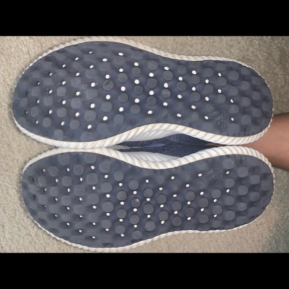 adidas tennis shoes - Picture 5 of 5